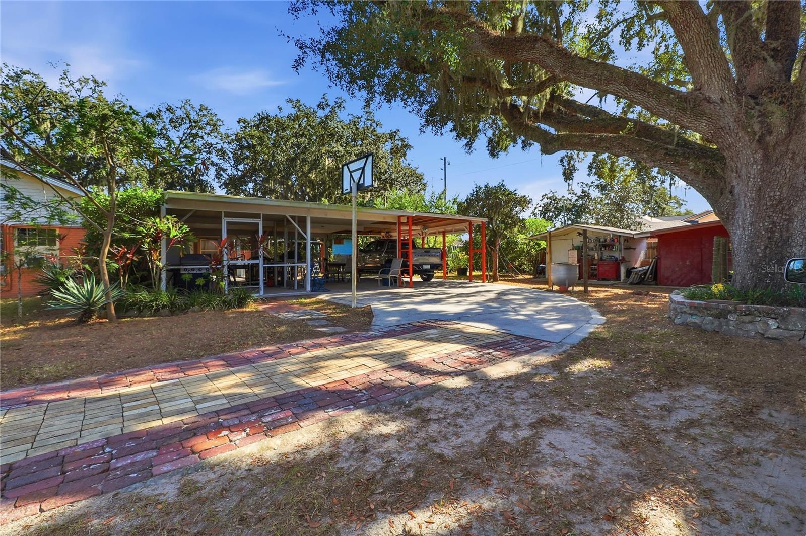 Image 33 of 38 For 755 Forrest Drive