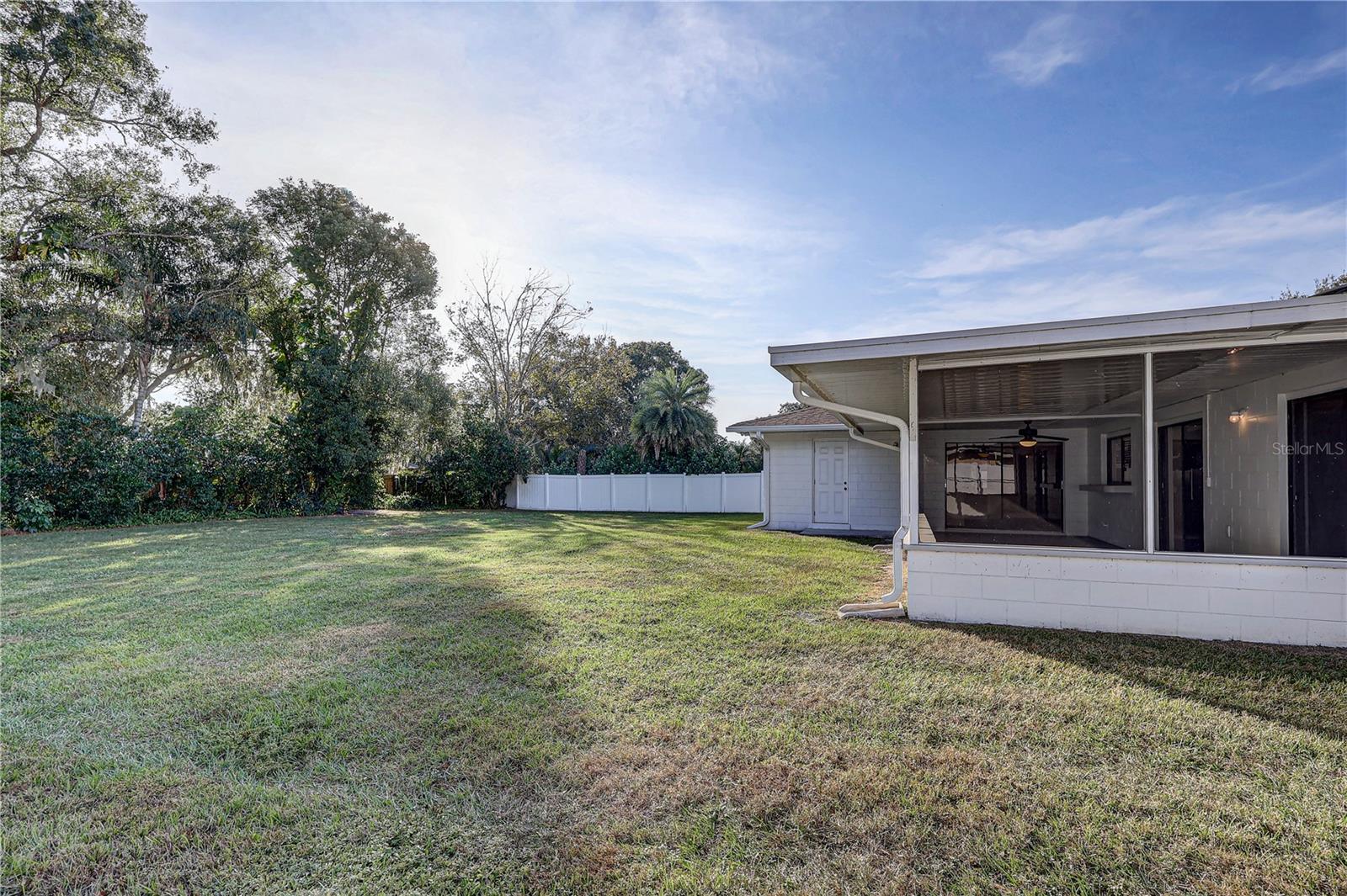 Image 34 of 47 For 544 Coleman Drive W