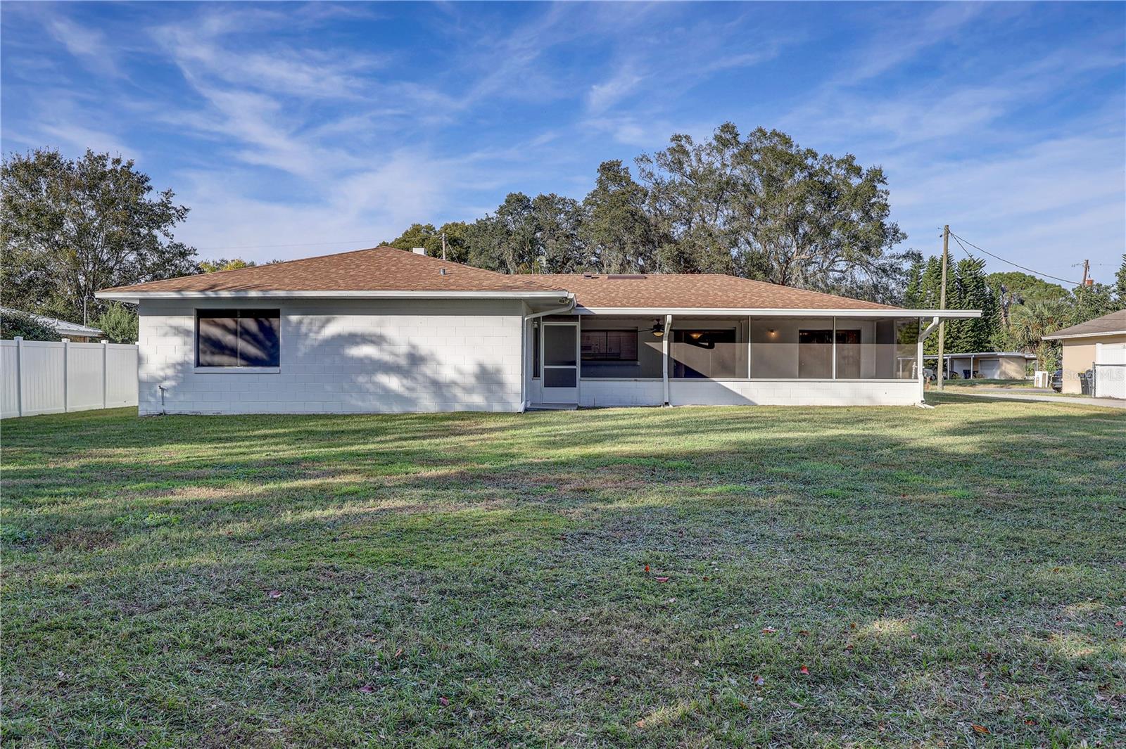 Image 36 of 47 For 544 Coleman Drive W