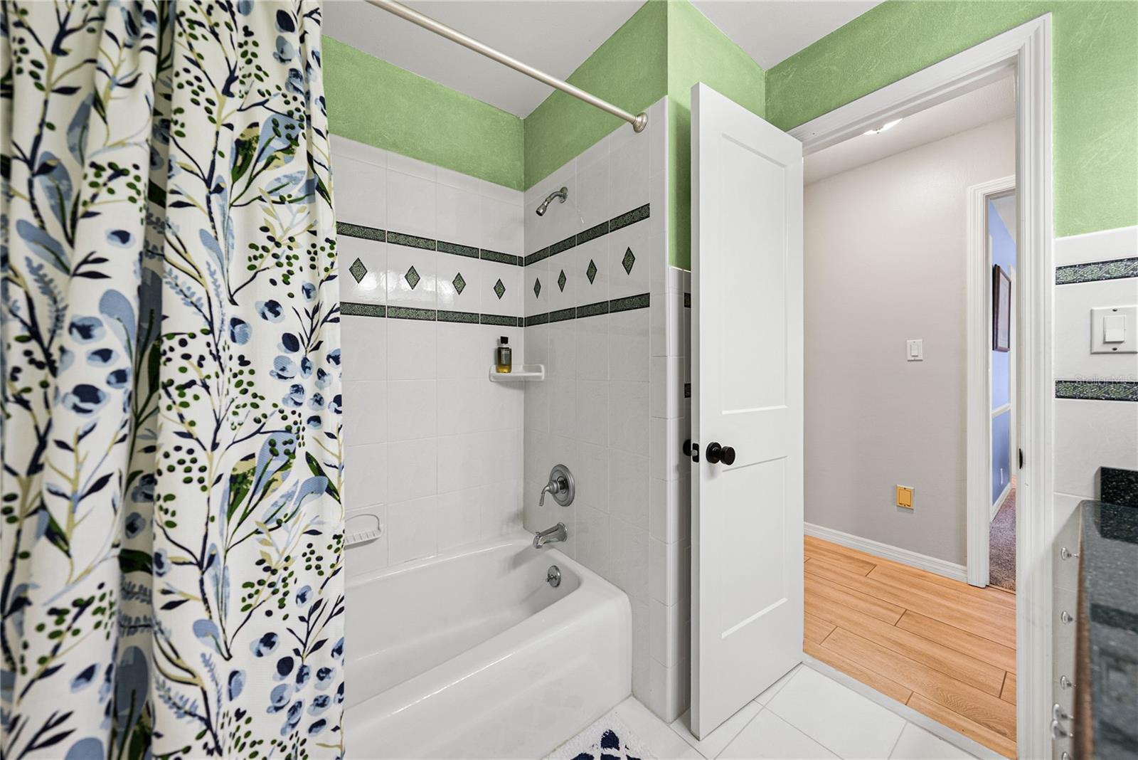 Image 34 of 85 For 344 Sunshine Drive