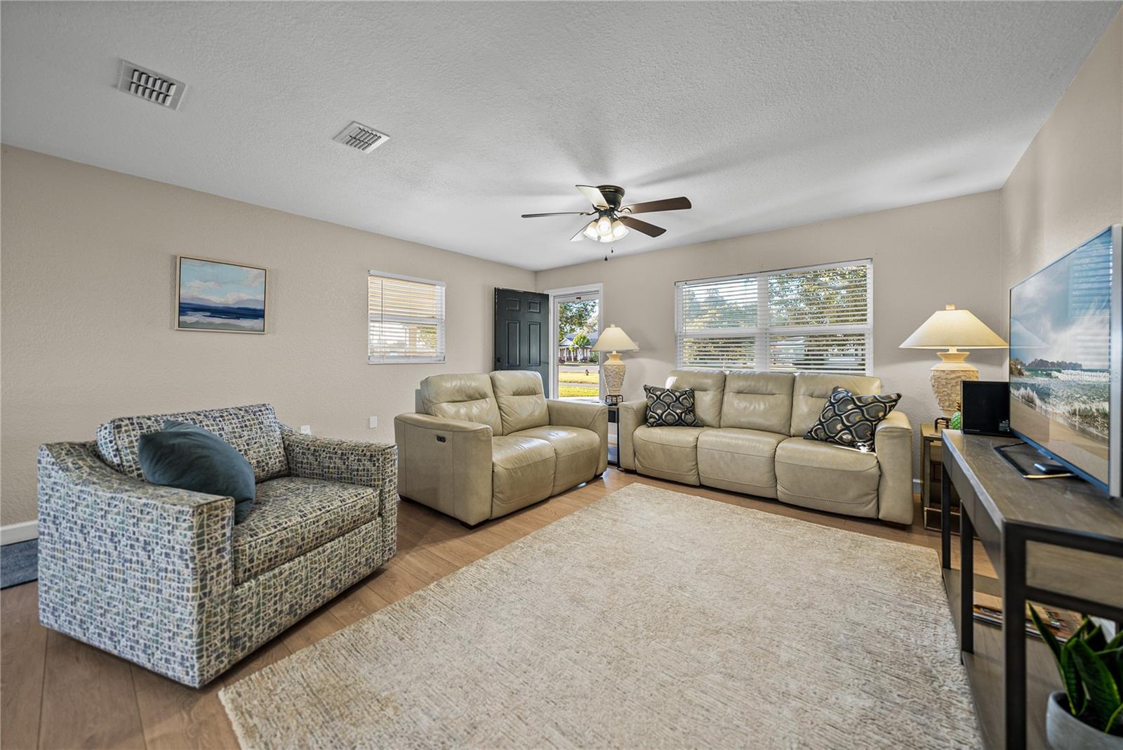 Image 5 of 51 For 104 Lake Reedy Boulevard