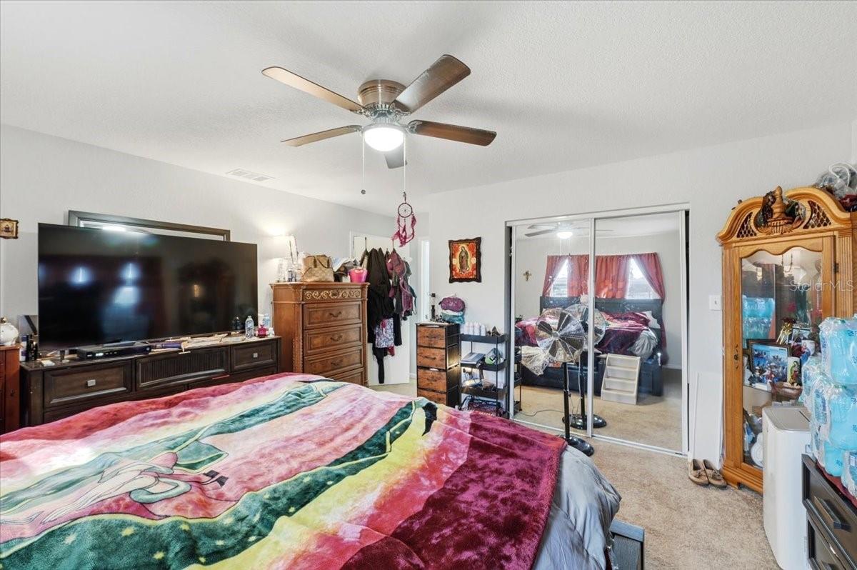 Image 10 of 25 For 54 Gardner Avenue