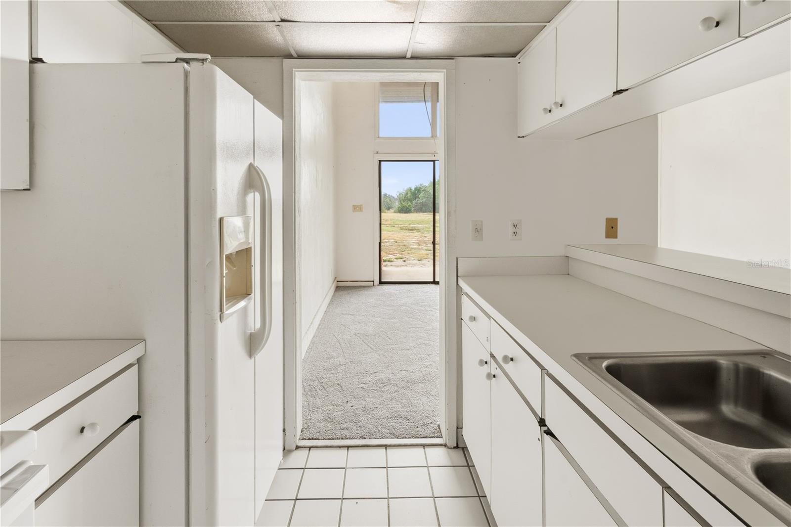 Image 10 of 24 For 2114 Corner Lake Drive E