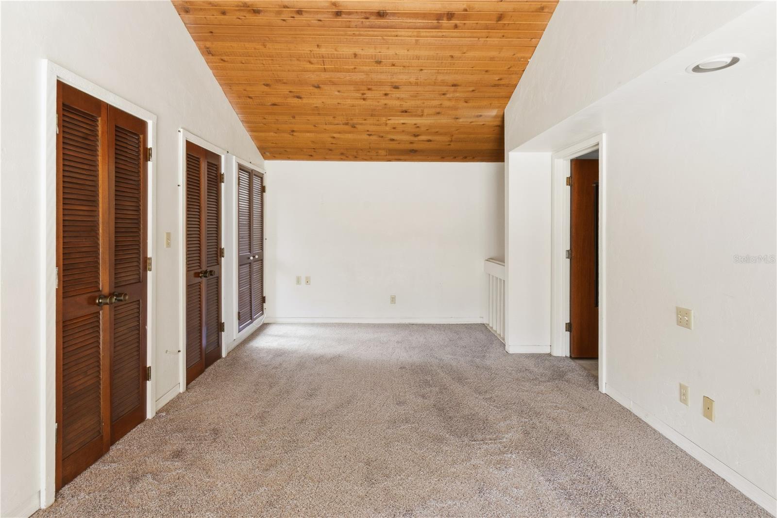 Image 12 of 24 For 2114 Corner Lake Drive E