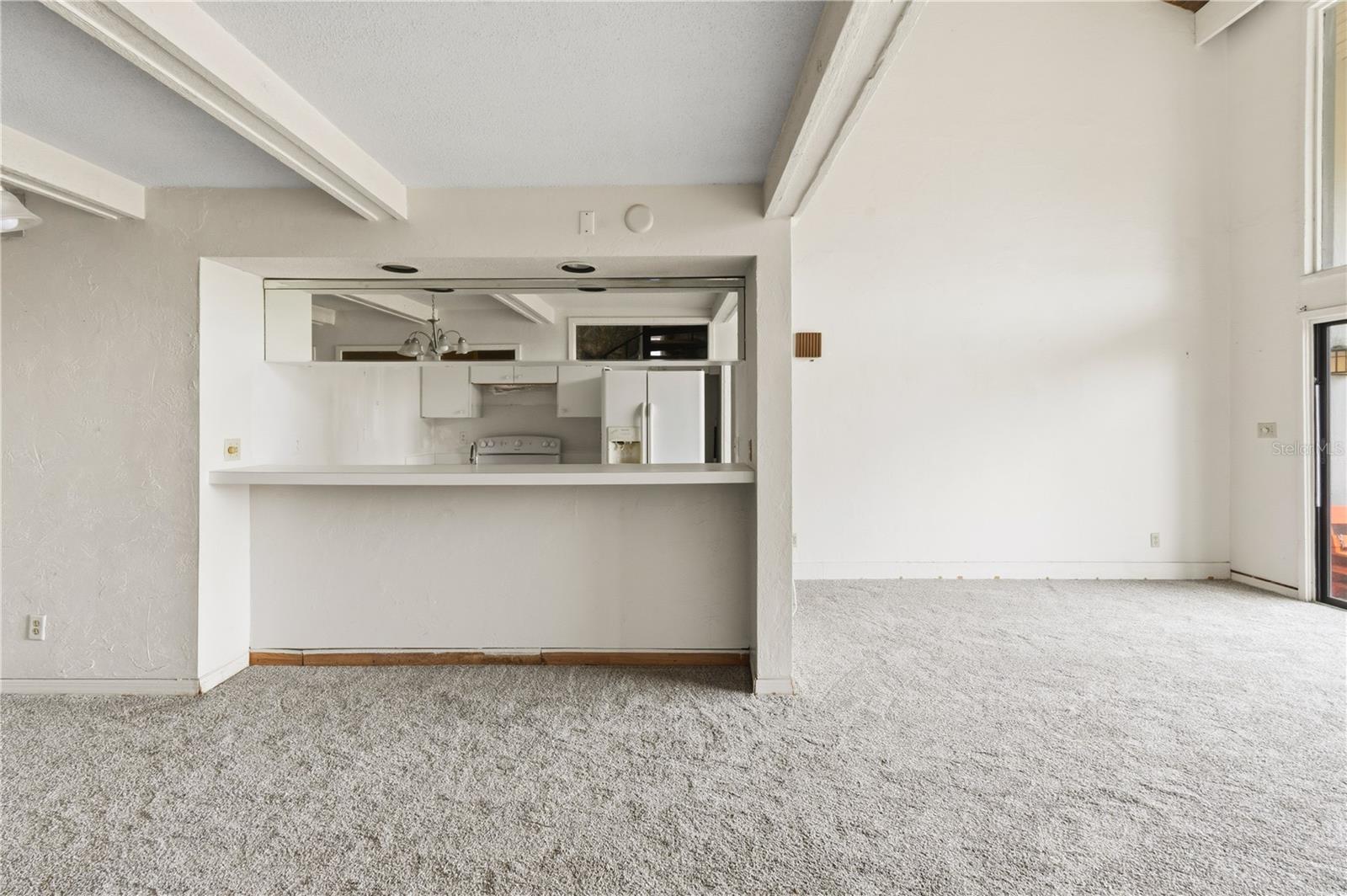 Image 4 of 24 For 2114 Corner Lake Drive E