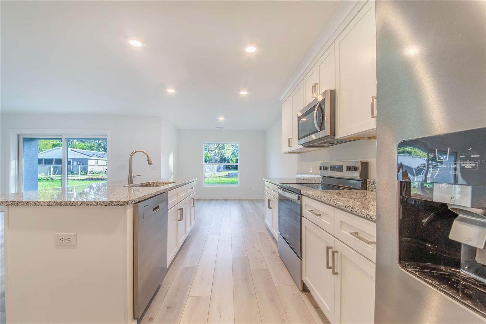 Image 13 of 31 For 500 9th Street Ne