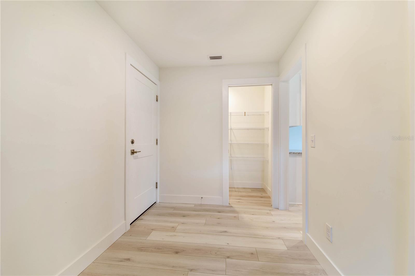 Image 24 of 31 For 500 9th Street Ne