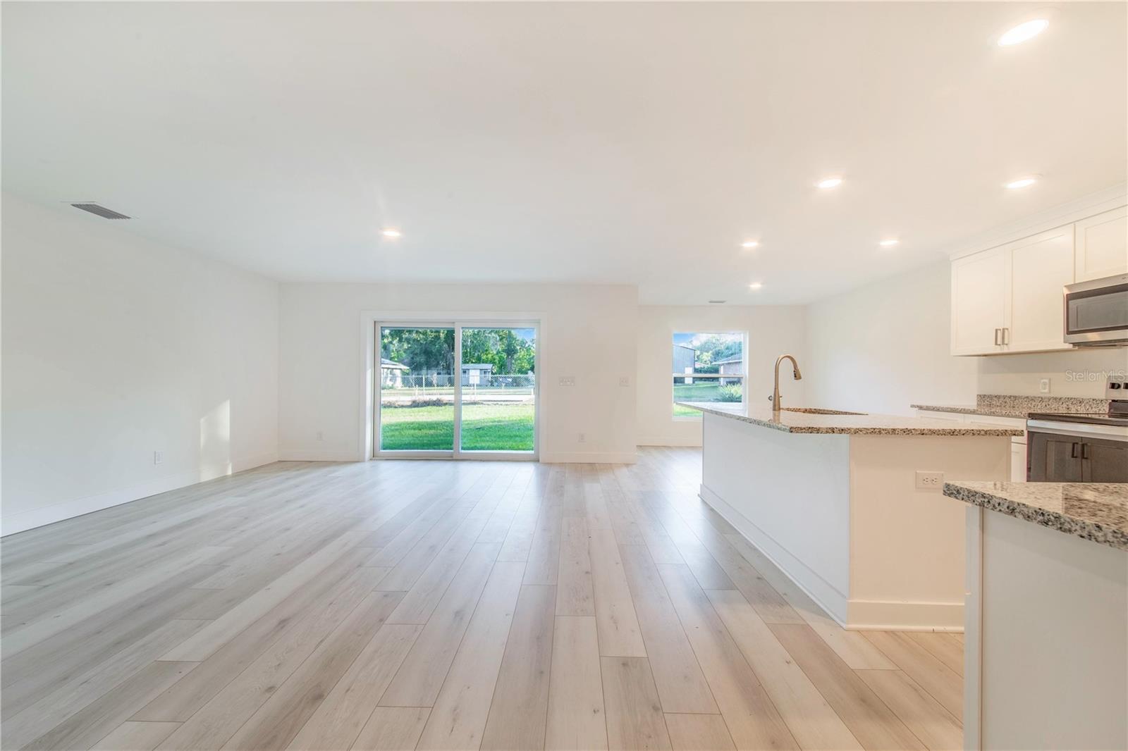 Image 9 of 31 For 500 9th Street Ne