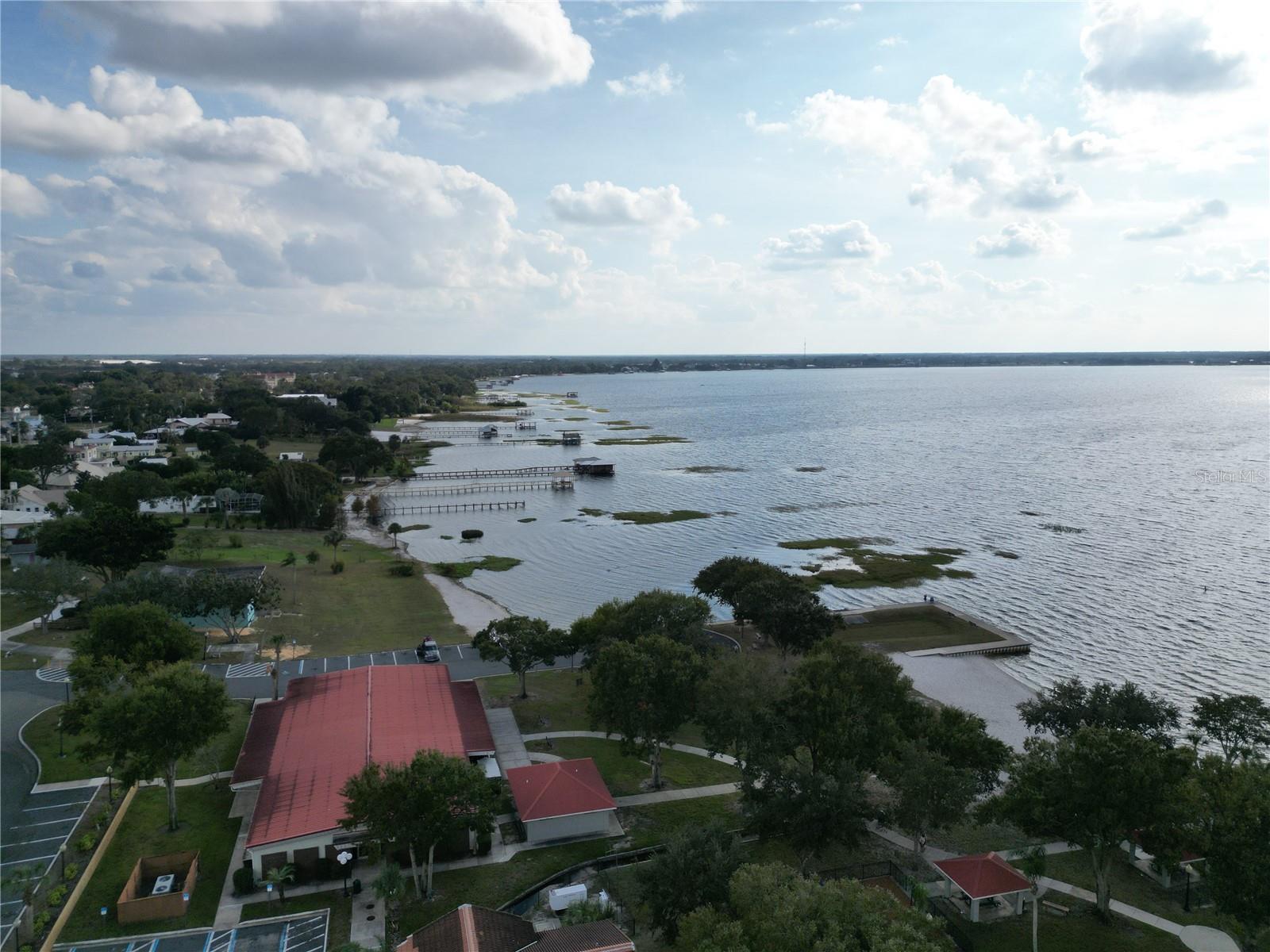 Image 29 of 29 For 2111 Lakeview Drive 3c