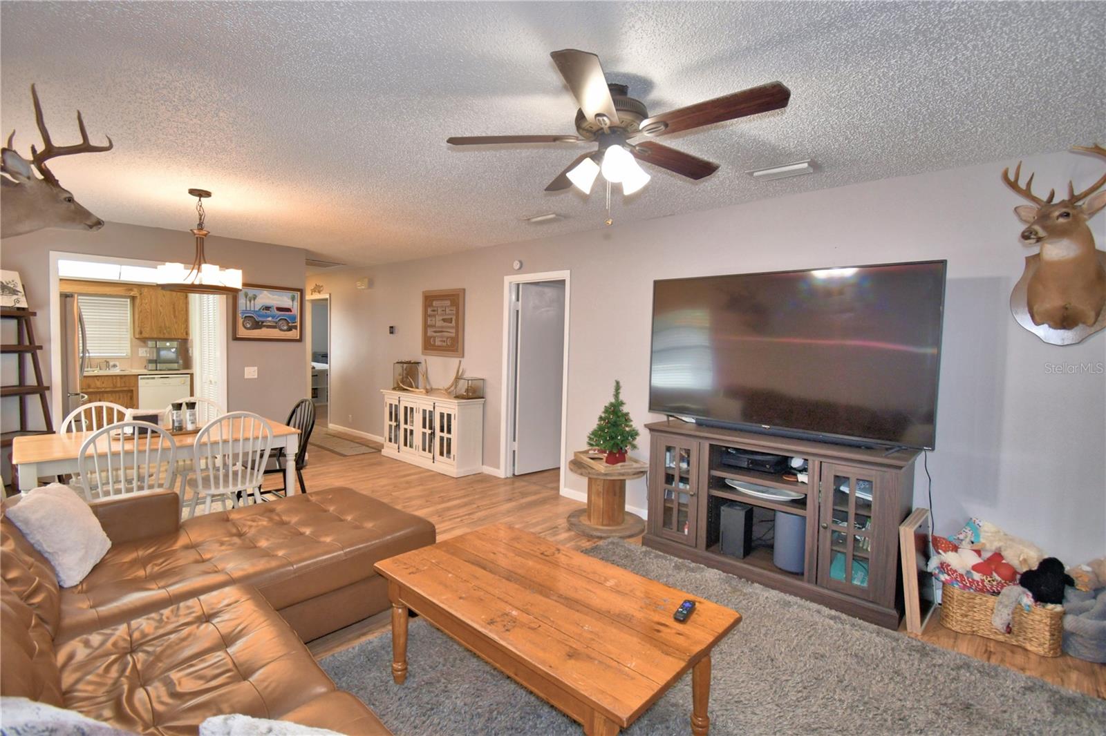 Image 13 of 49 For 469 Muirfield Court