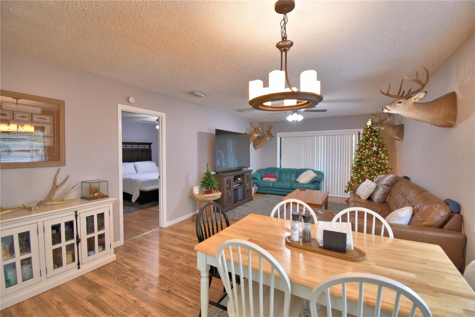 Image 15 of 49 For 469 Muirfield Court