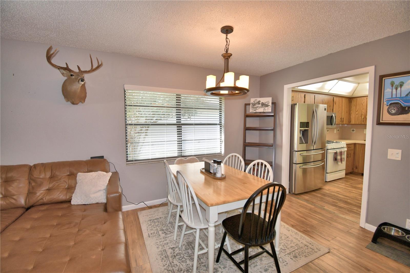 Image 18 of 49 For 469 Muirfield Court