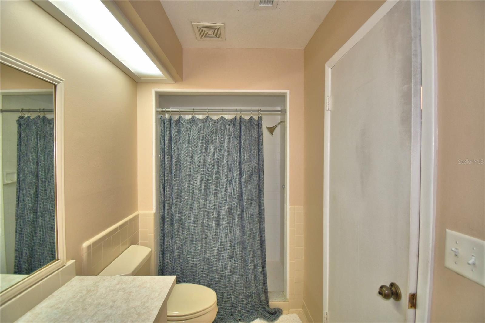 Image 27 of 49 For 469 Muirfield Court