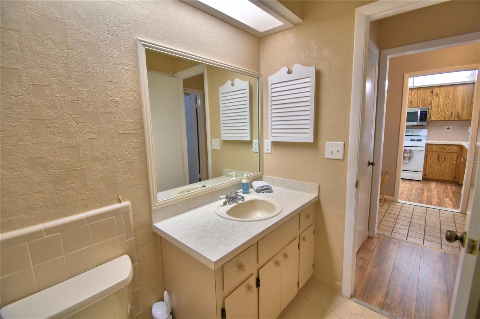 Image 30 of 49 For 469 Muirfield Court