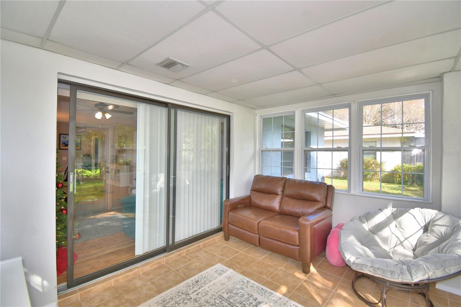 Image 35 of 49 For 469 Muirfield Court