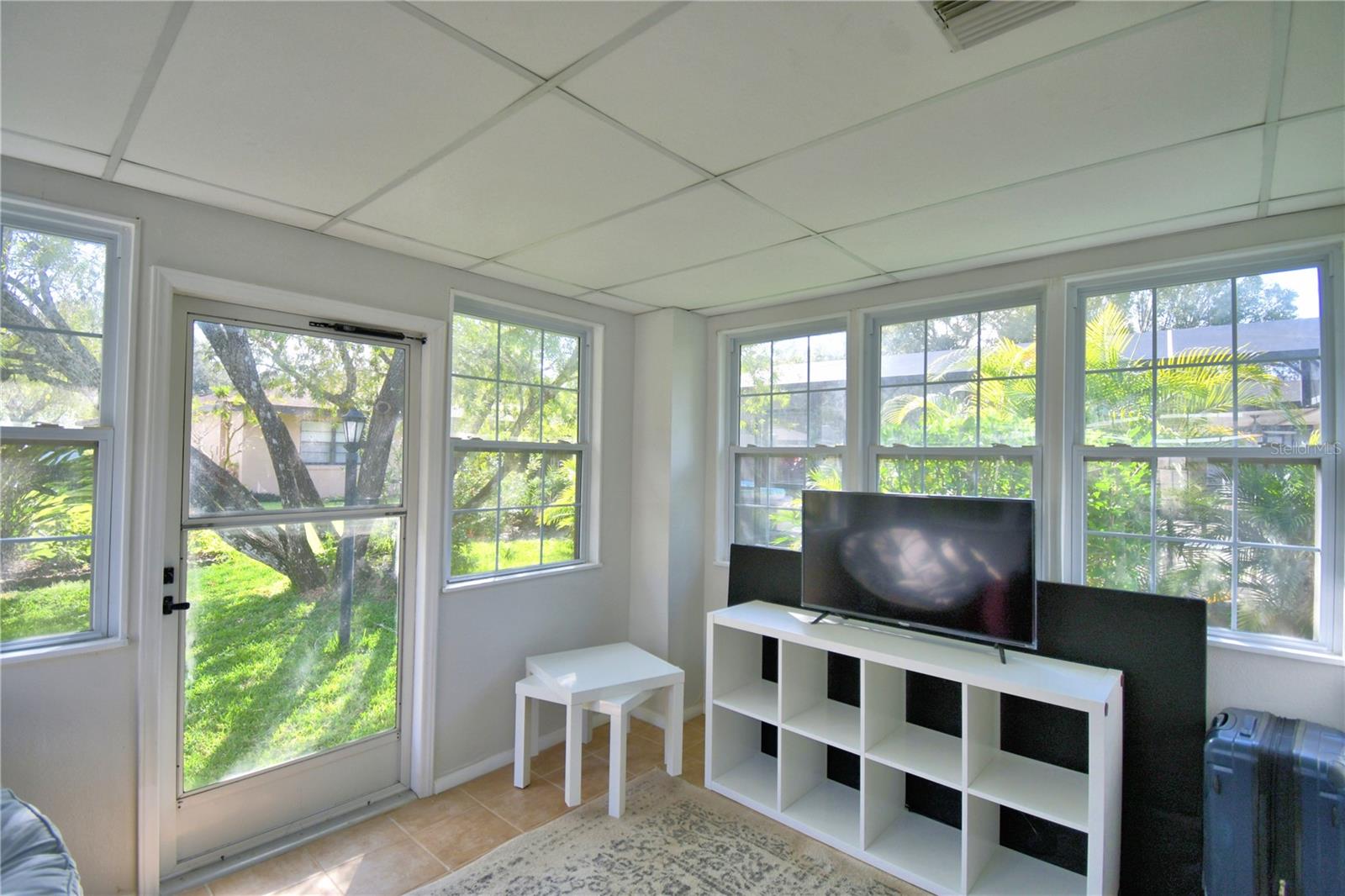 Image 36 of 49 For 469 Muirfield Court