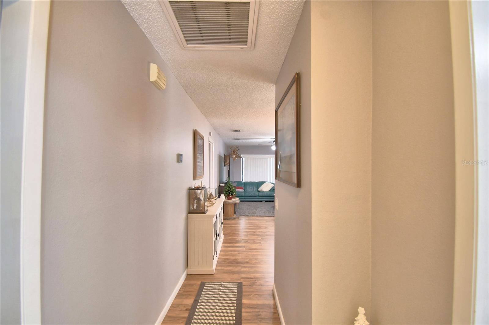 Image 8 of 49 For 469 Muirfield Court