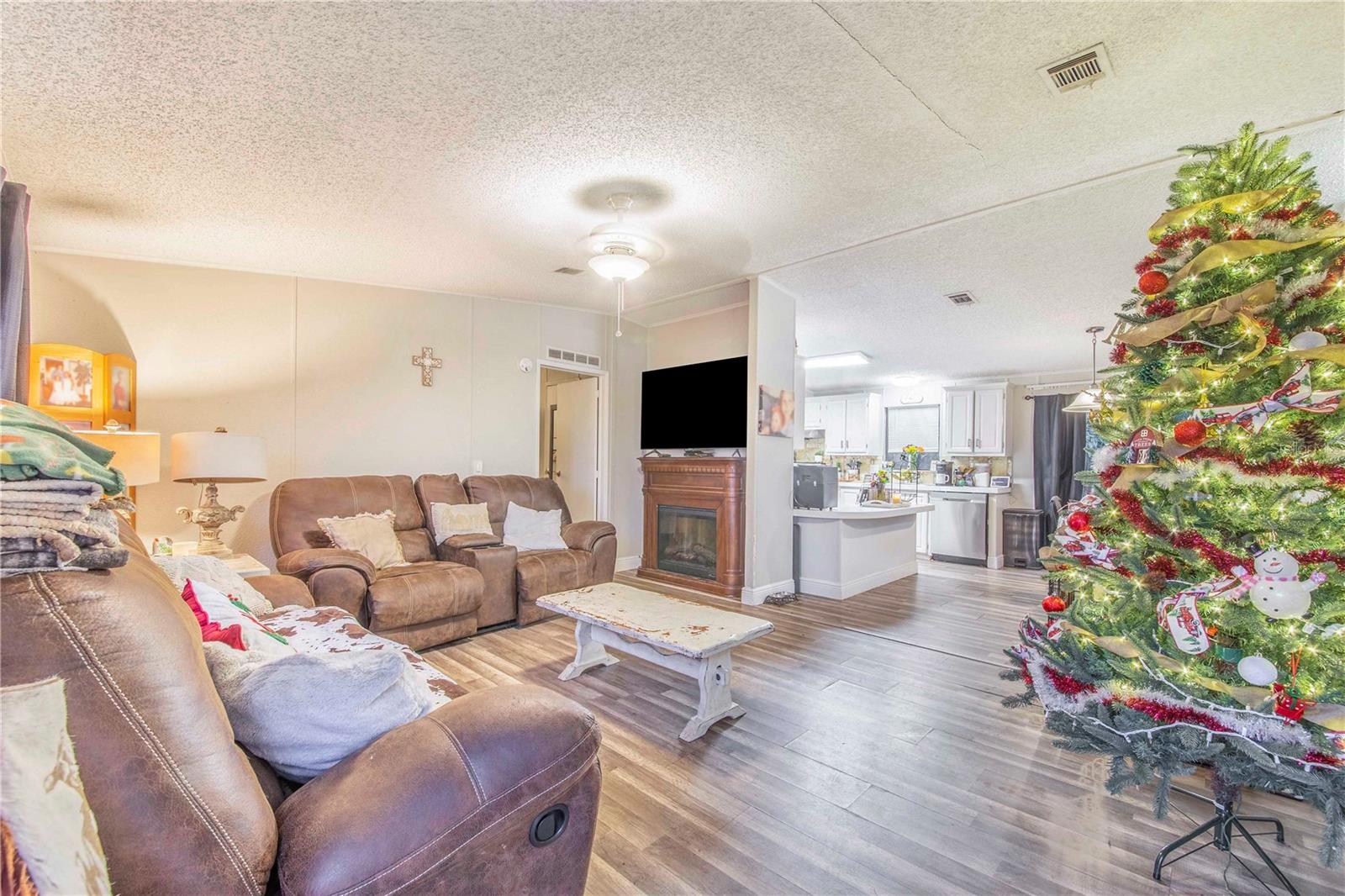 Image 6 of 30 For 2747 Old Bartow Road