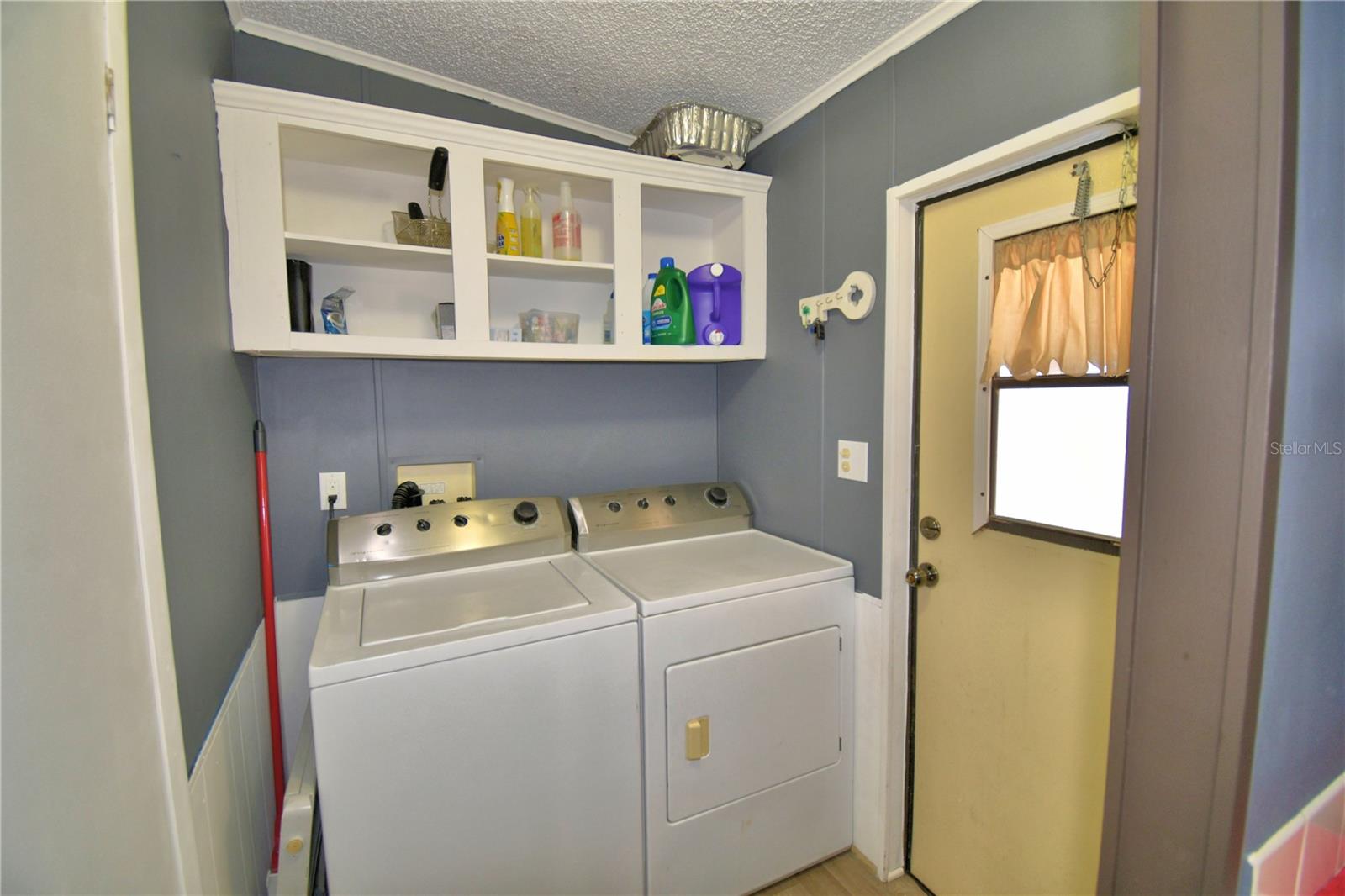 Image 10 of 48 For 1813 Pauline Drive