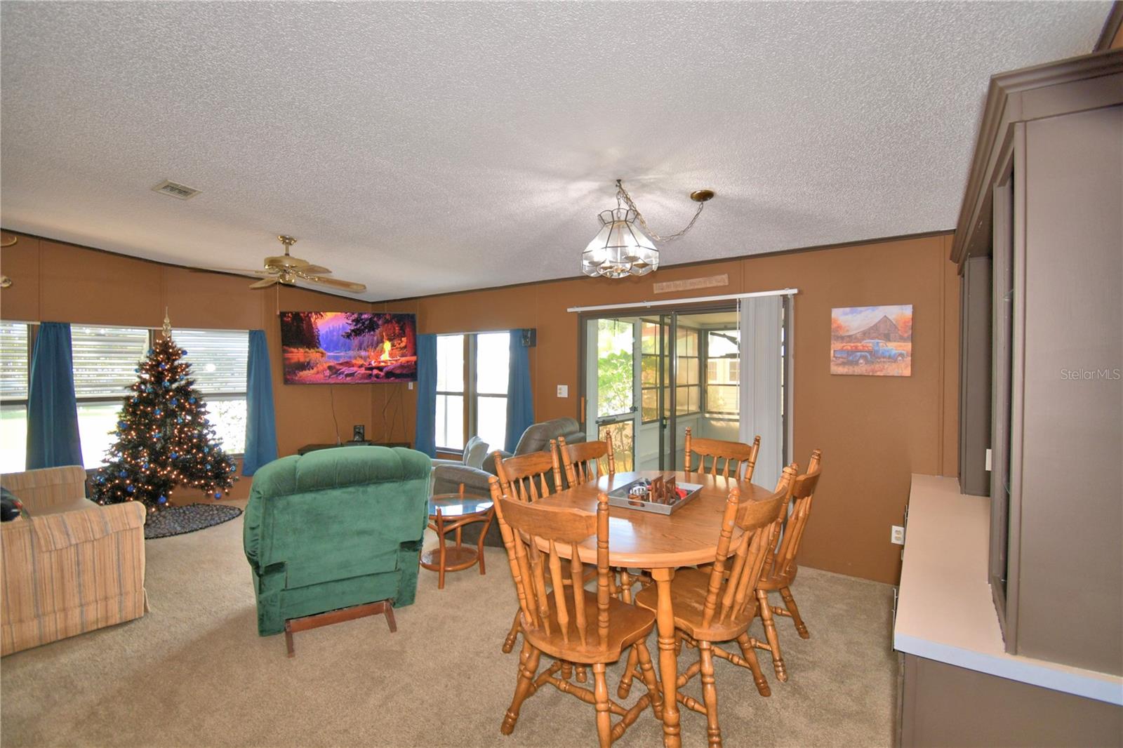 Image 15 of 48 For 1813 Pauline Drive