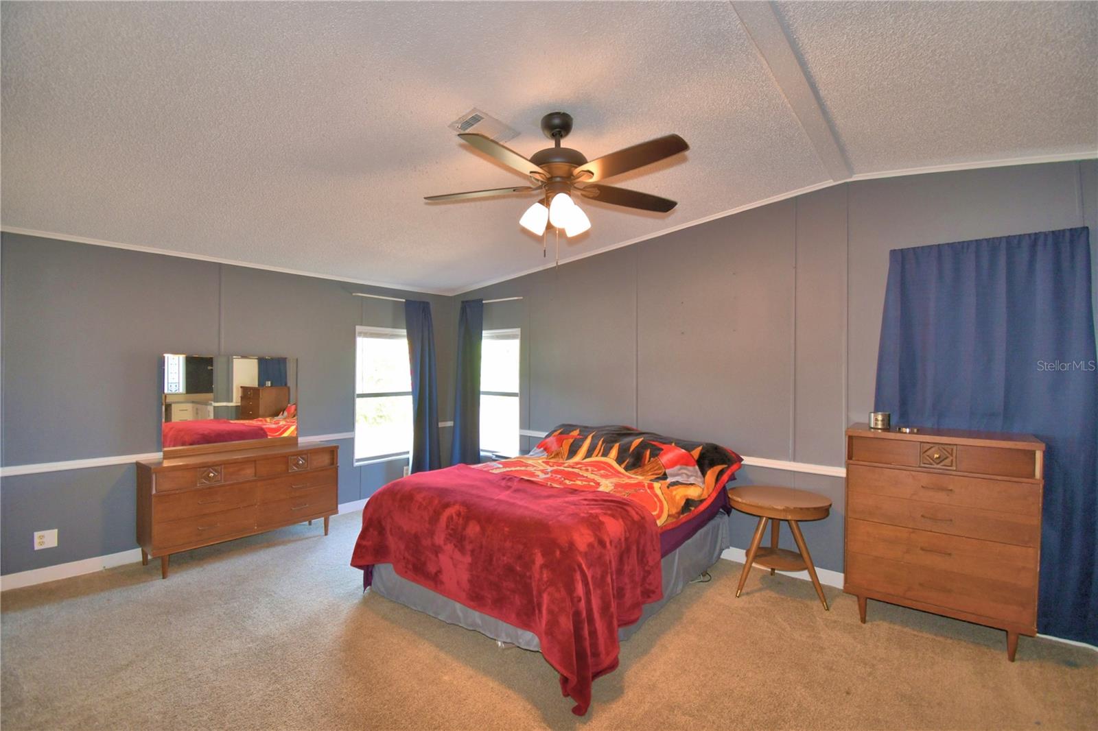 Image 29 of 48 For 1813 Pauline Drive