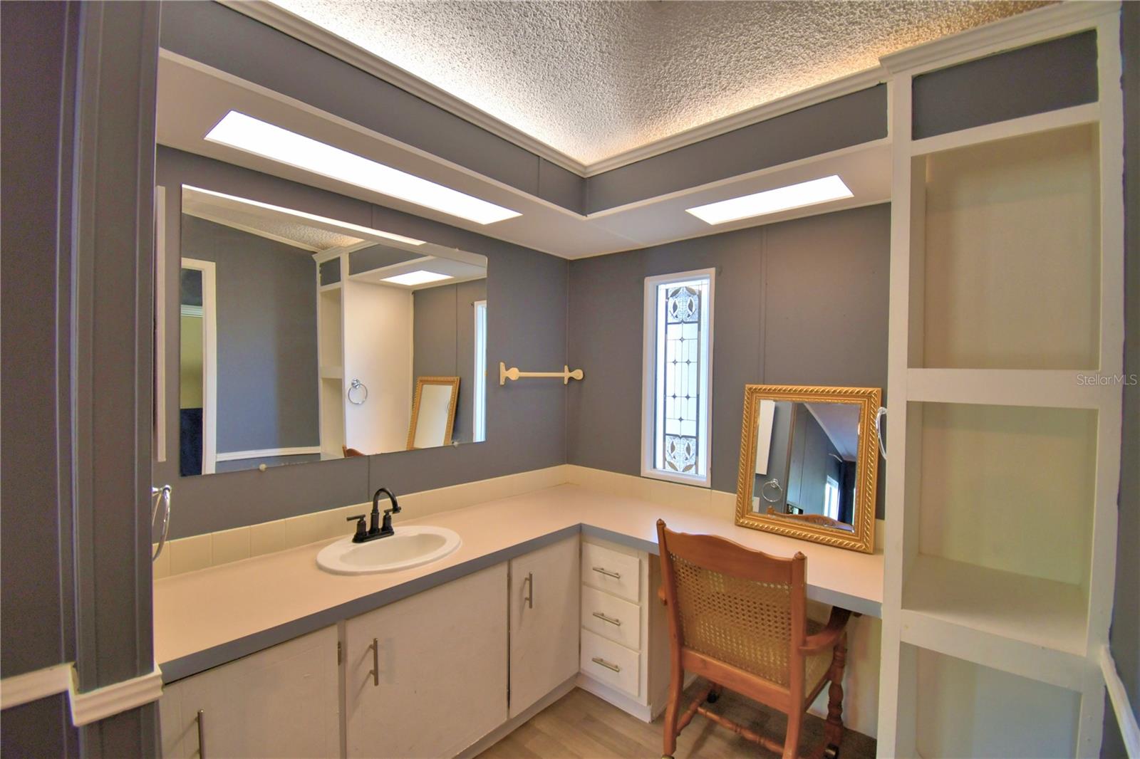 Image 33 of 48 For 1813 Pauline Drive