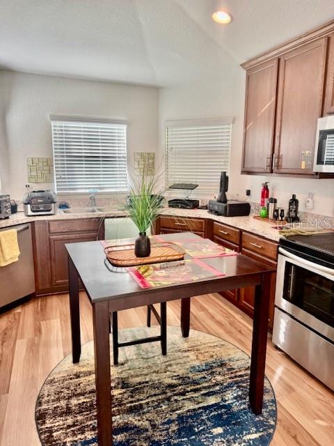 Image 12 of 44 For 160 Polk Se Drive