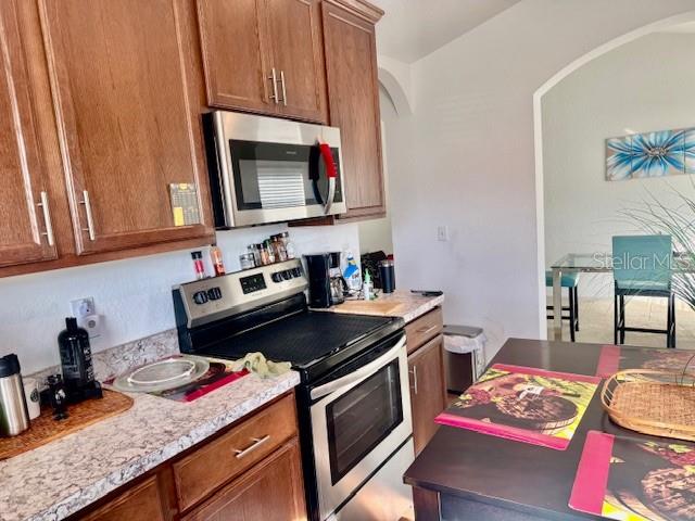 Image 4 of 44 For 160 Polk Se Drive