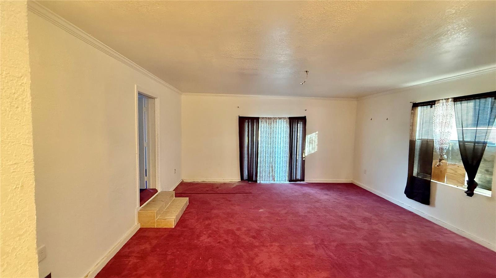 Image 23 of 38 For 1318 Temple Circle