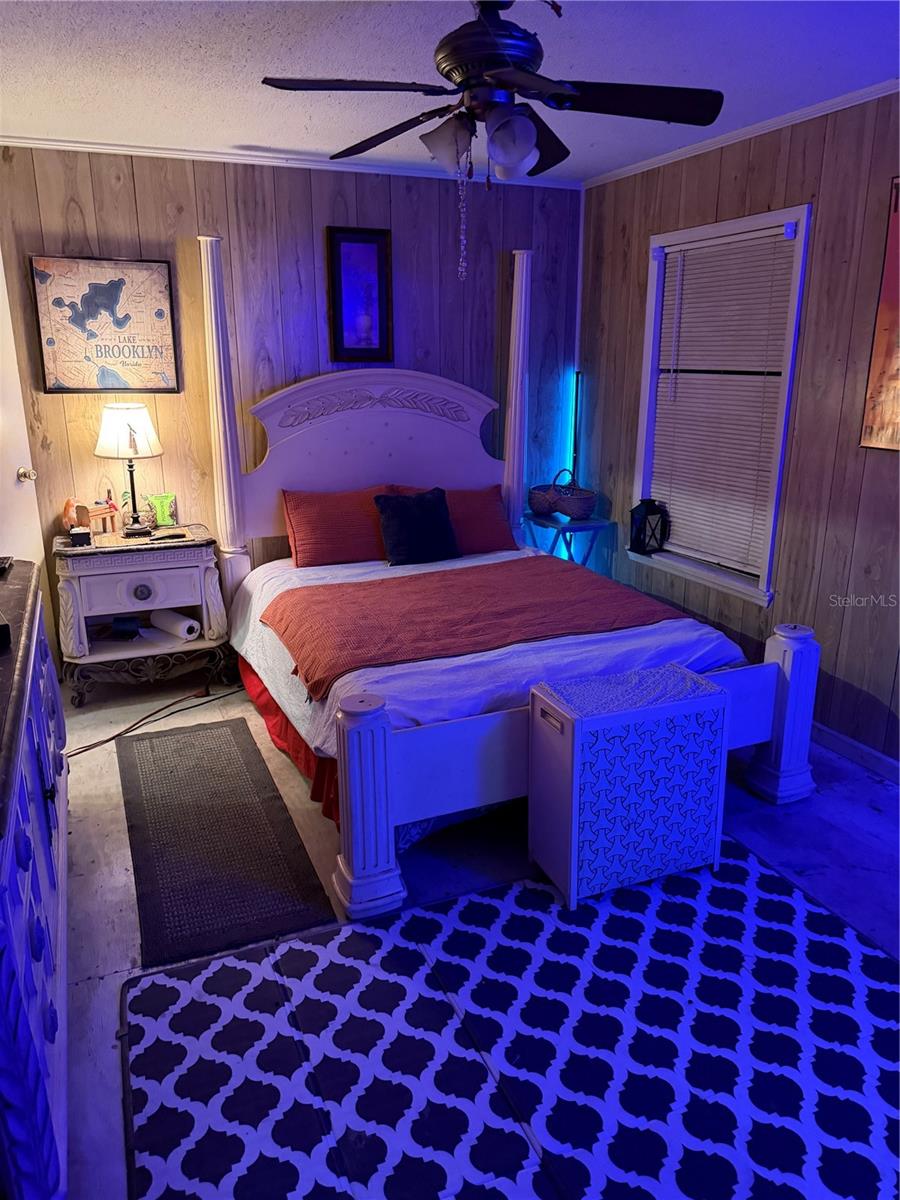 Image 13 of 57 For 25327 State Road 26