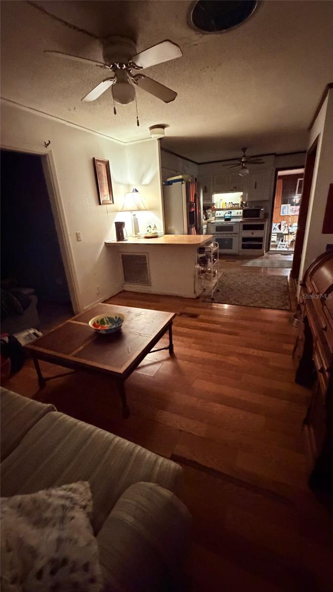 Image 17 of 57 For 25327 State Road 26