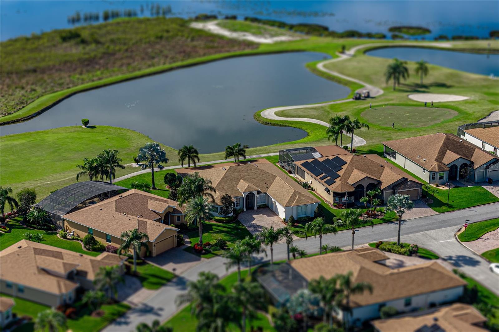 Image 11 of 100 For 4025 Sable Loop Drive