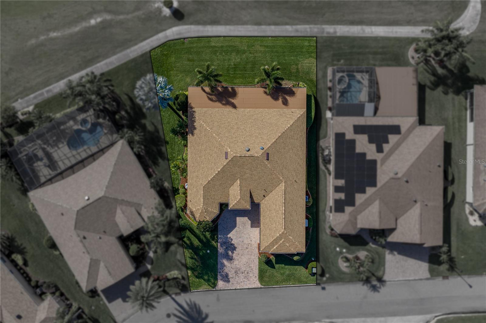 Image 12 of 100 For 4025 Sable Loop Drive