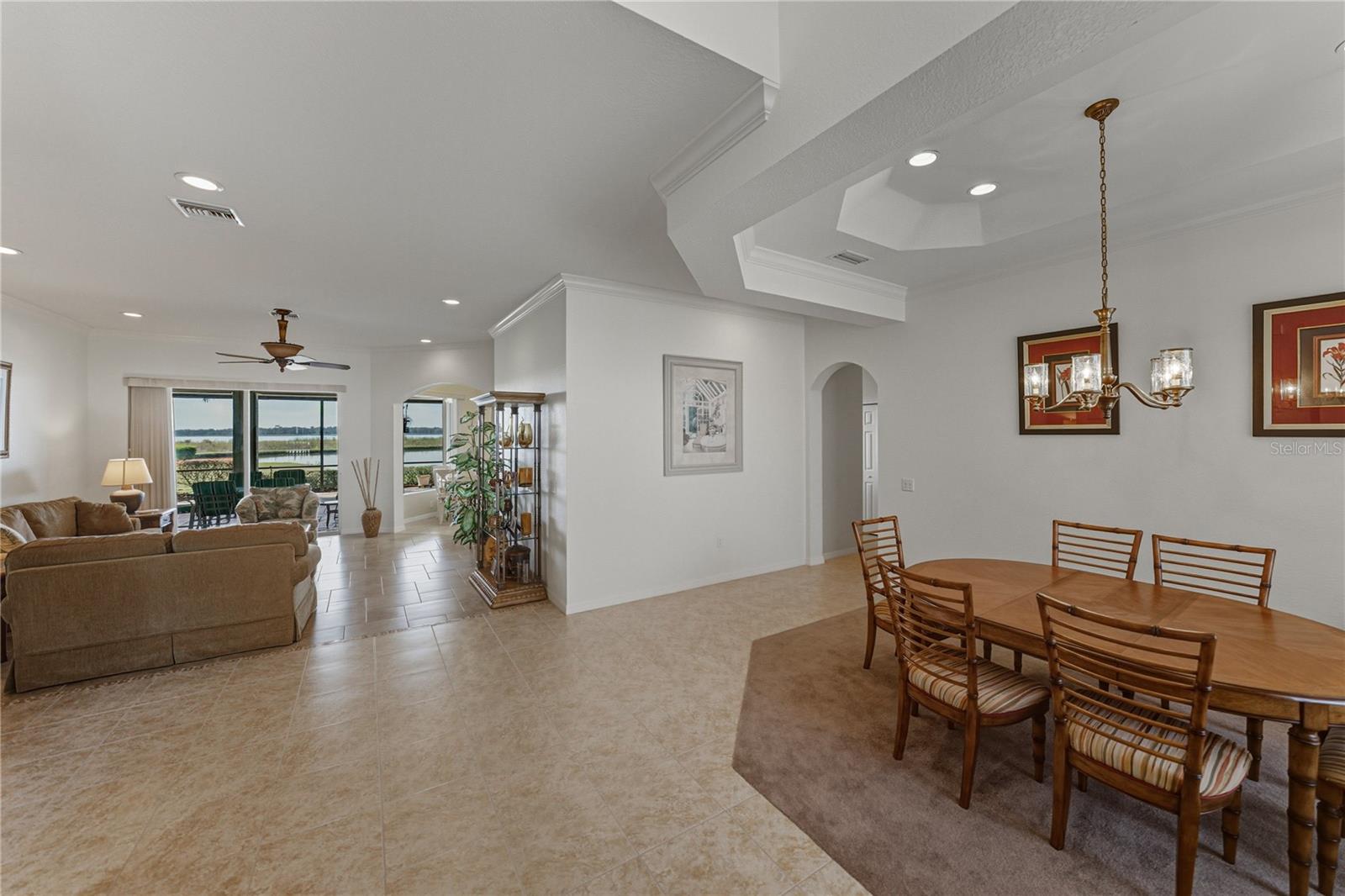 Image 15 of 100 For 4025 Sable Loop Drive