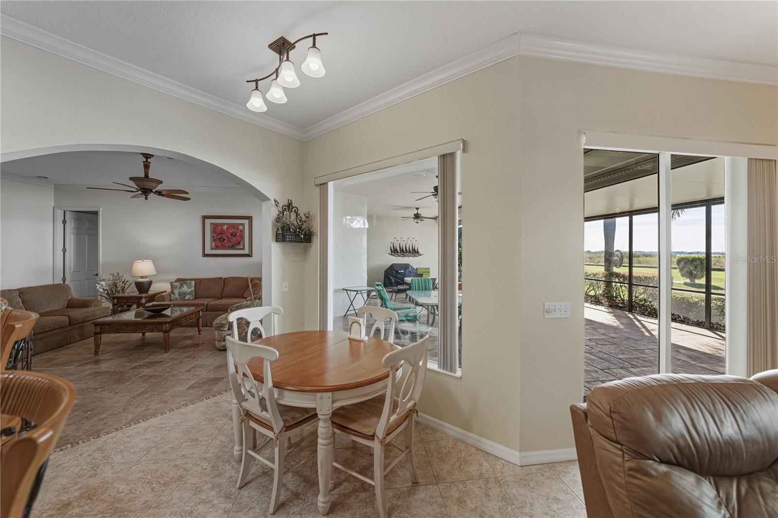 Image 28 of 100 For 4025 Sable Loop Drive