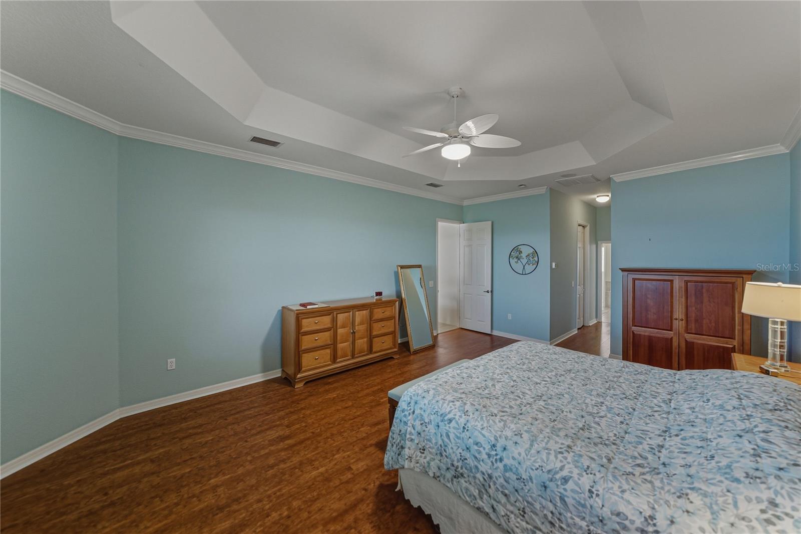 Image 44 of 100 For 4025 Sable Loop Drive