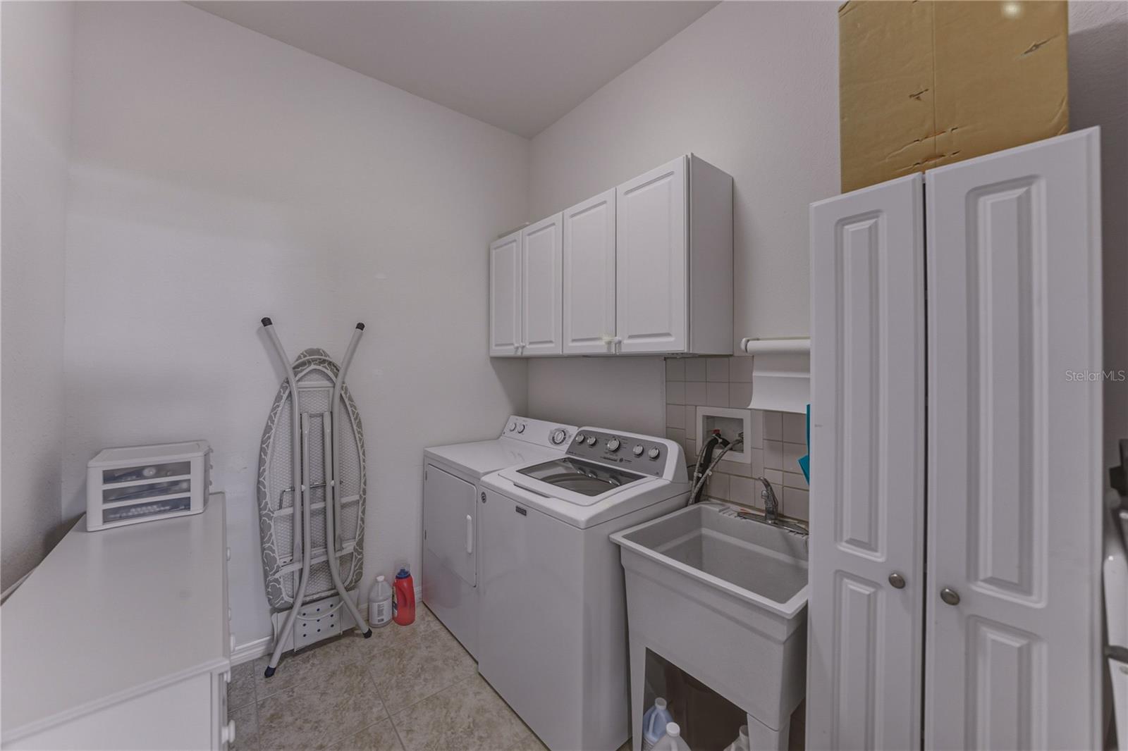 Image 67 of 100 For 4025 Sable Loop Drive