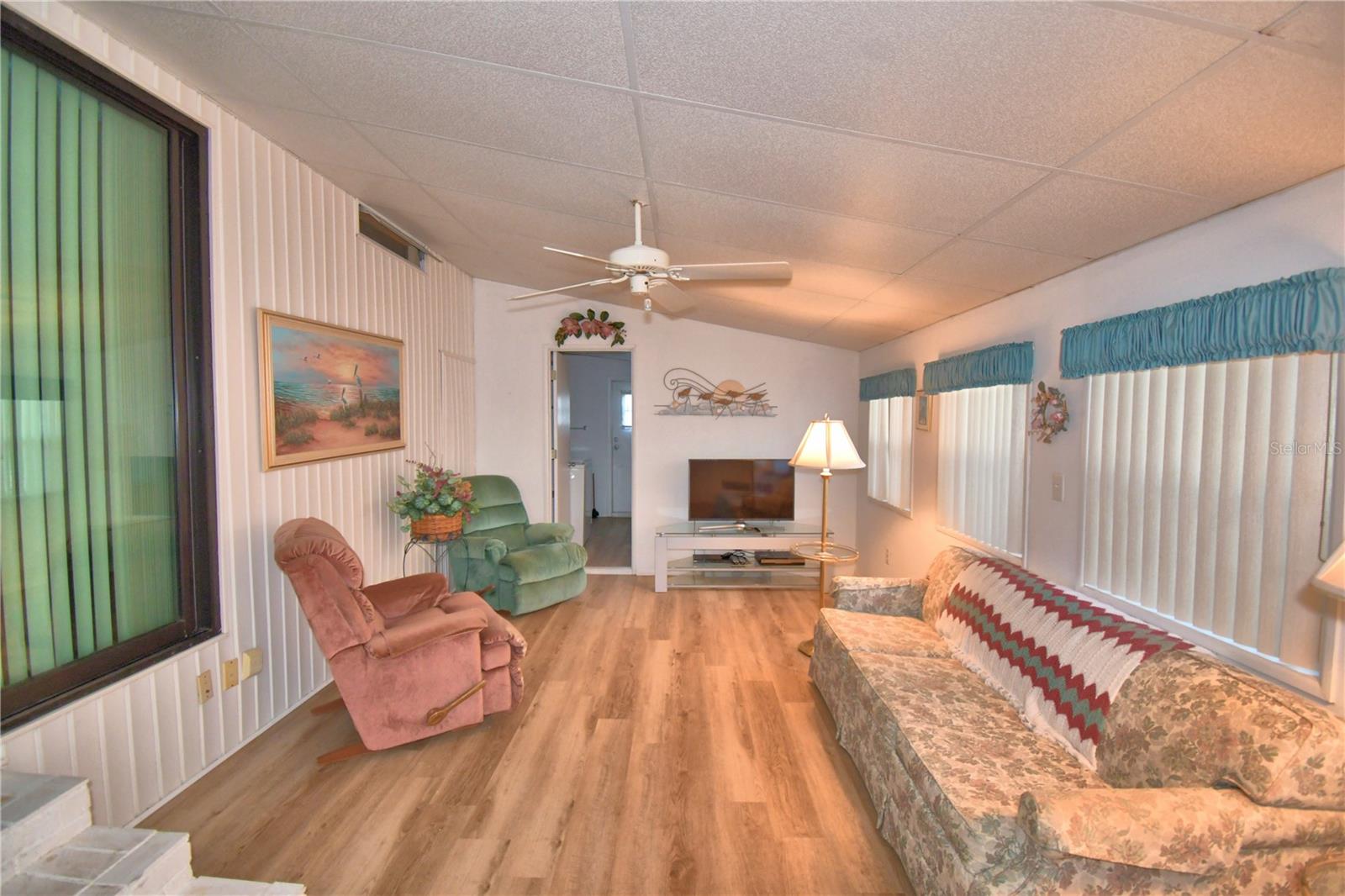 Image 6 of 64 For 4251 Cedarwood Street