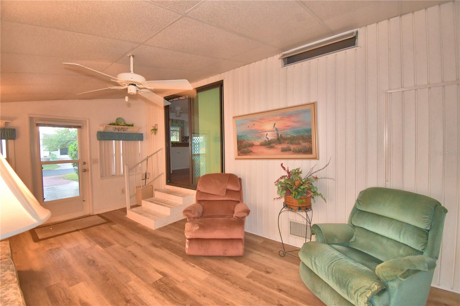 Image 8 of 64 For 4251 Cedarwood Street