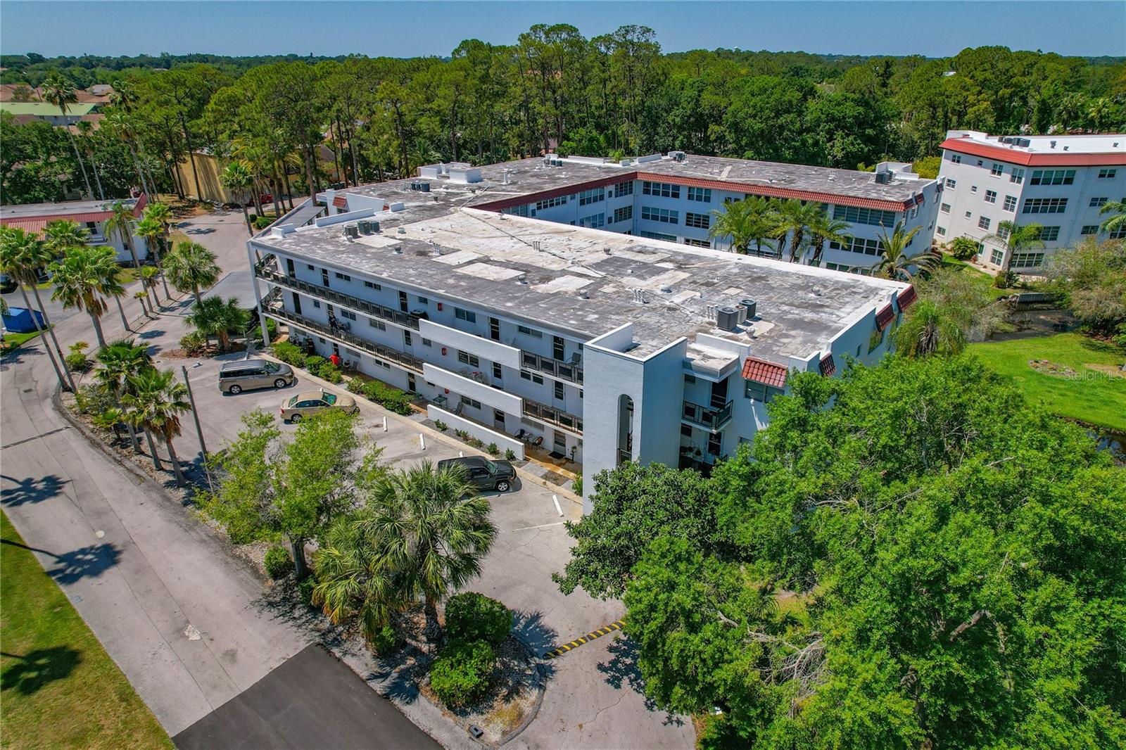 Image 42 of 48 For 100 El Camino Dr  309