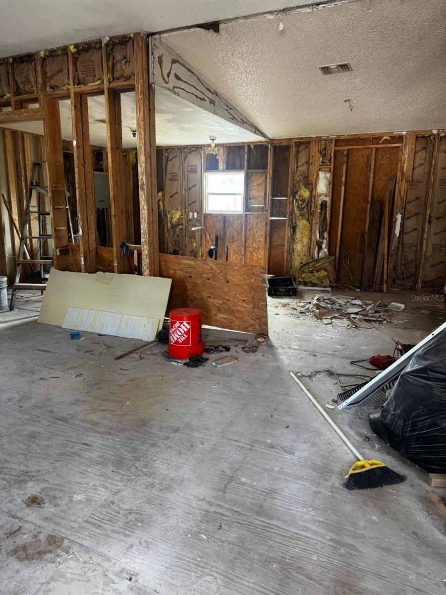 Image 3 of 3 For 2626 Shiner Drive