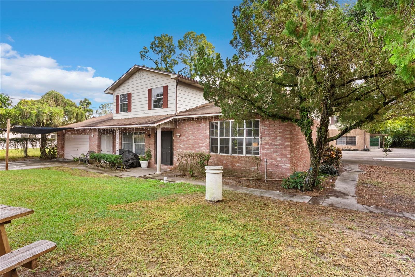 Image 2 of 58 For 2500 Avenue O Nw