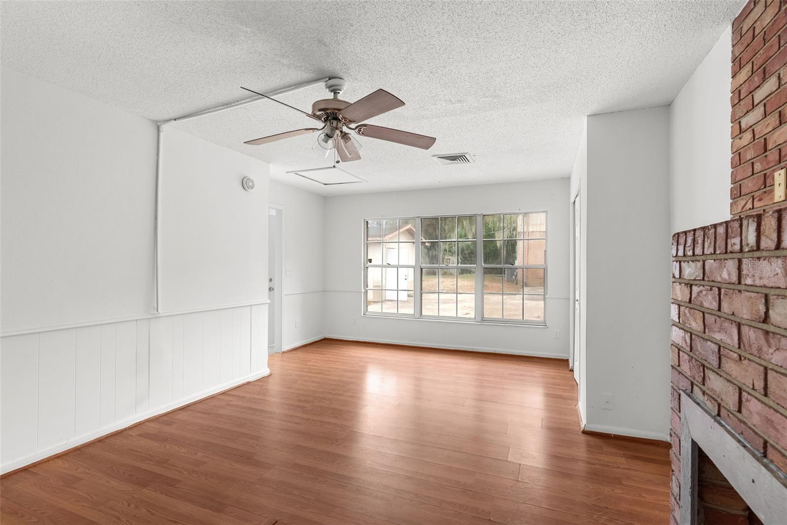 Image 23 of 58 For 2500 Avenue O Nw