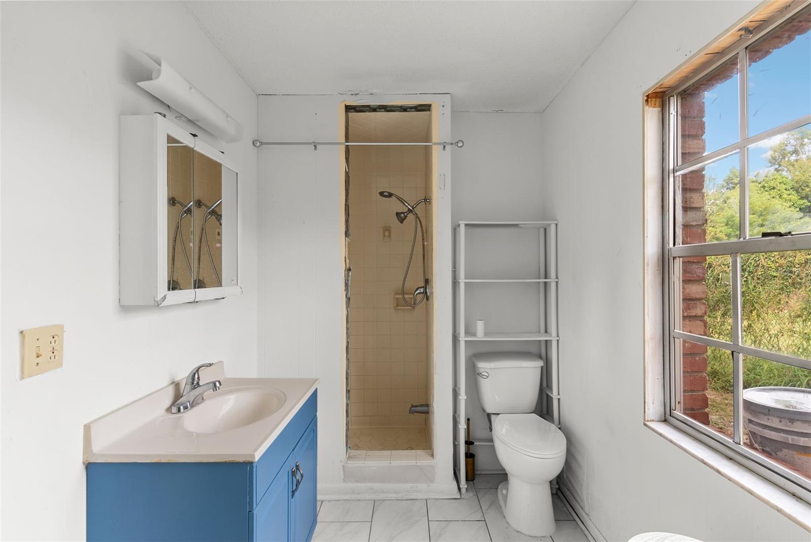 Image 27 of 58 For 2500 Avenue O Nw