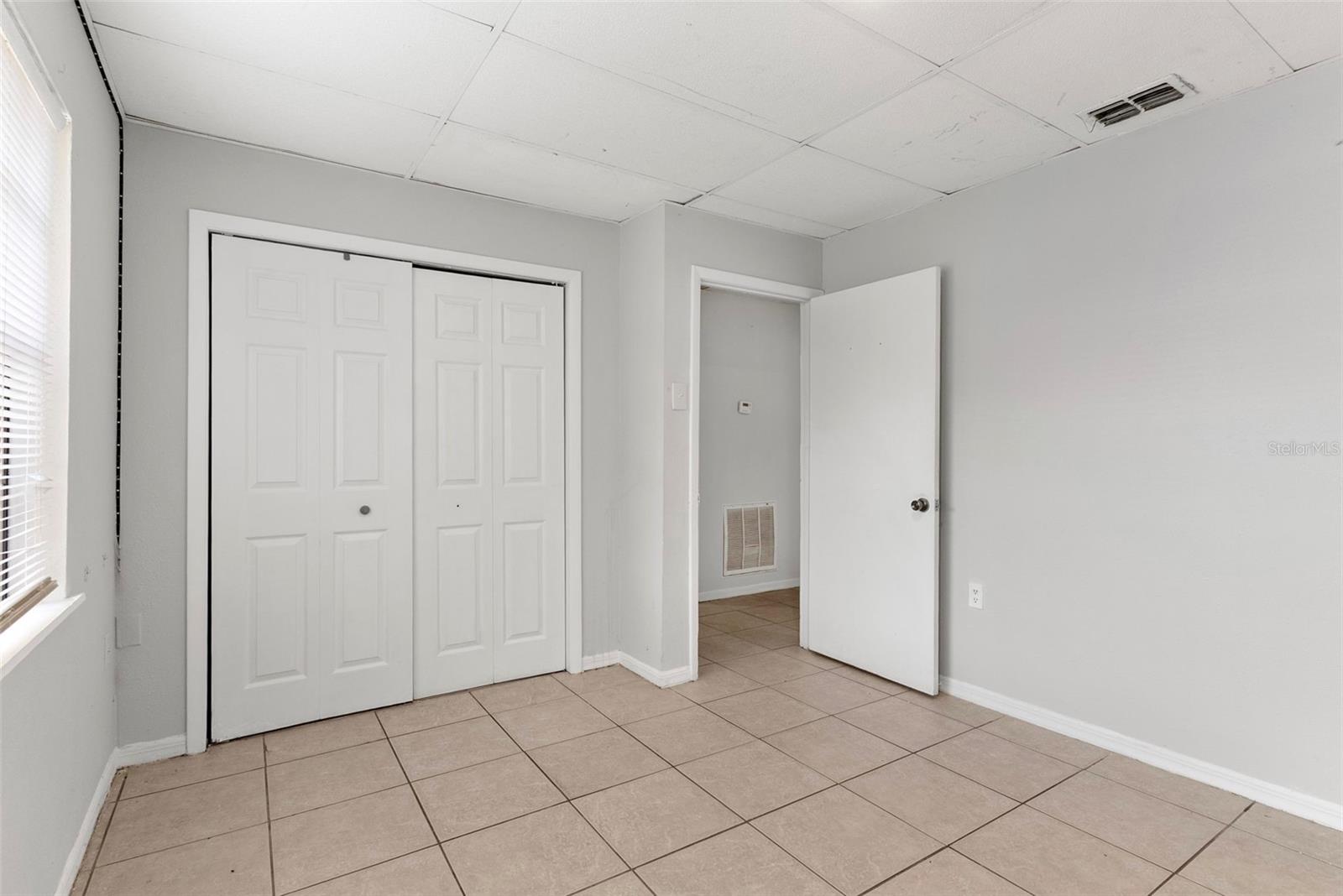 Image 38 of 58 For 2500 Avenue O Nw