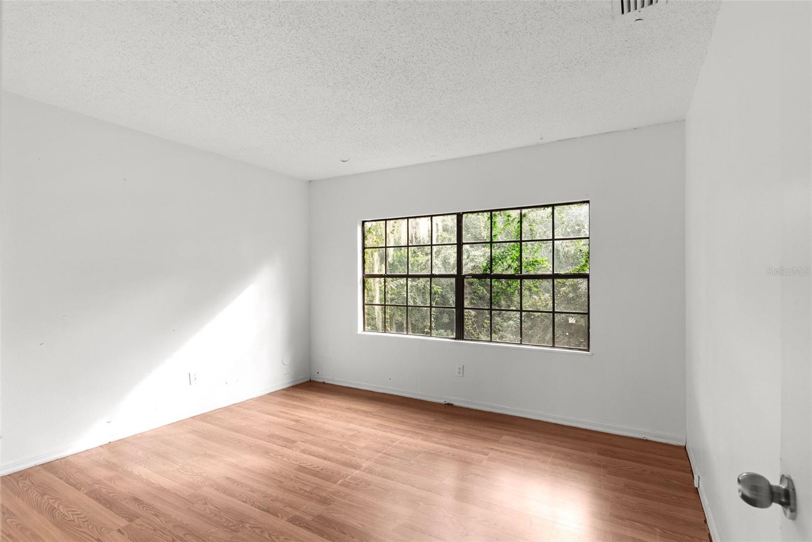 Image 45 of 58 For 2500 Avenue O Nw