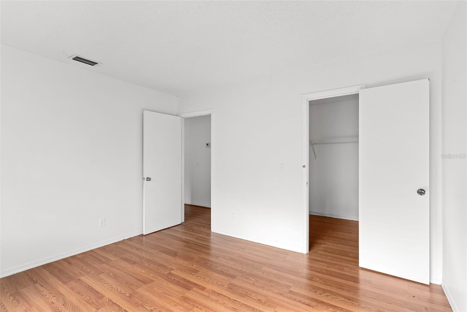 Image 46 of 58 For 2500 Avenue O Nw