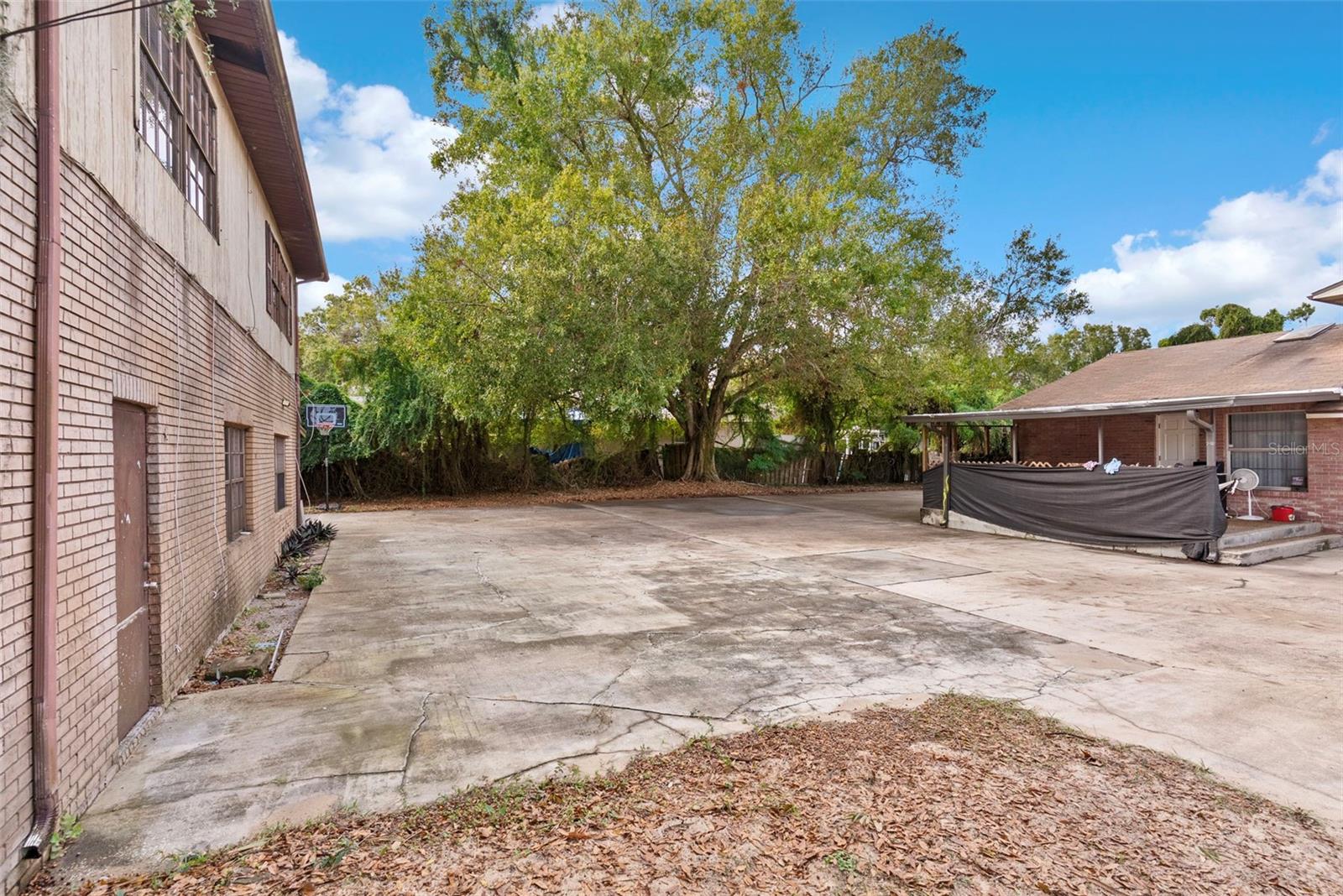 Image 54 of 58 For 2500 Avenue O Nw