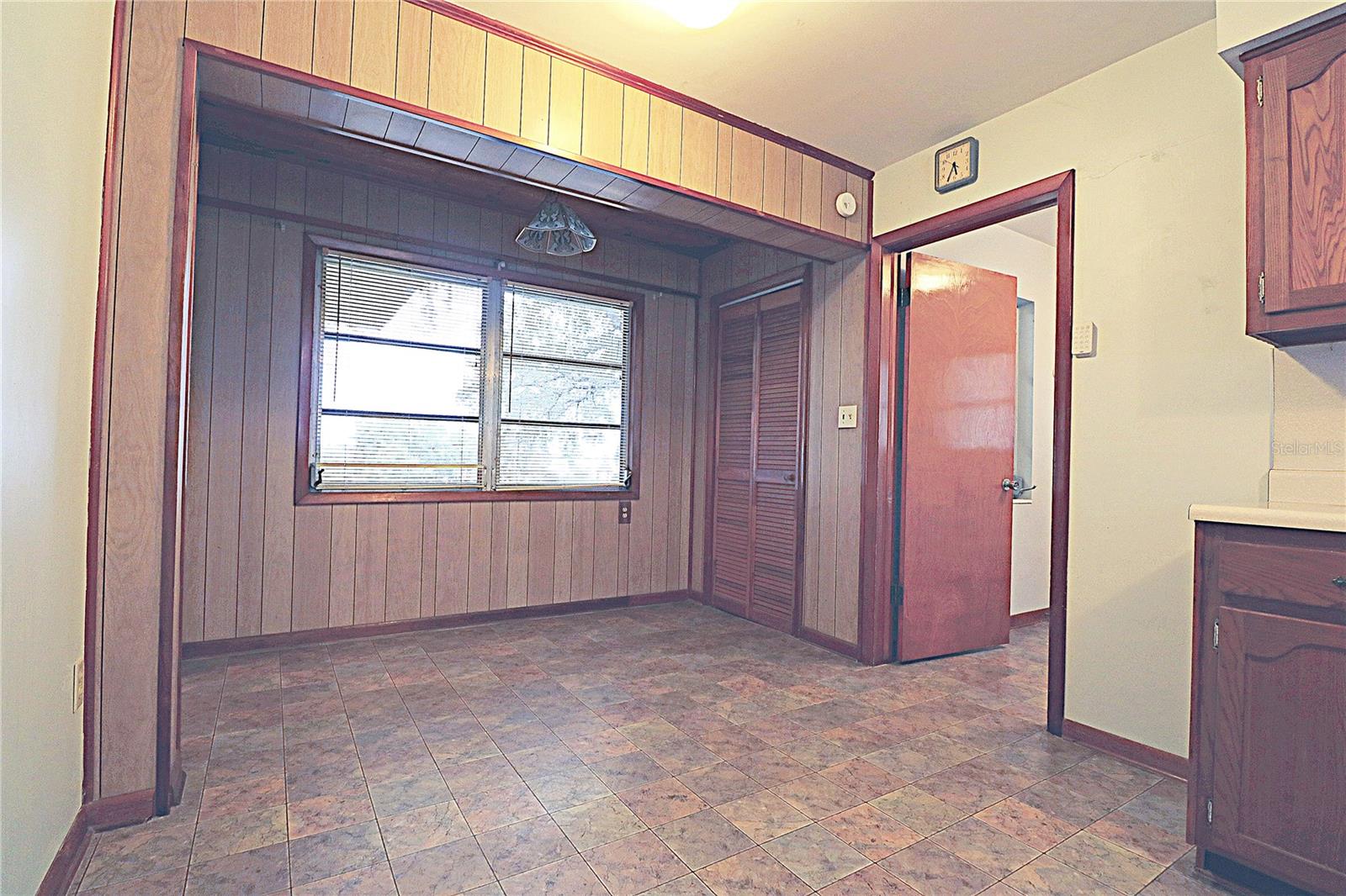 Image 8 of 16 For 1000 Cody Cove Road