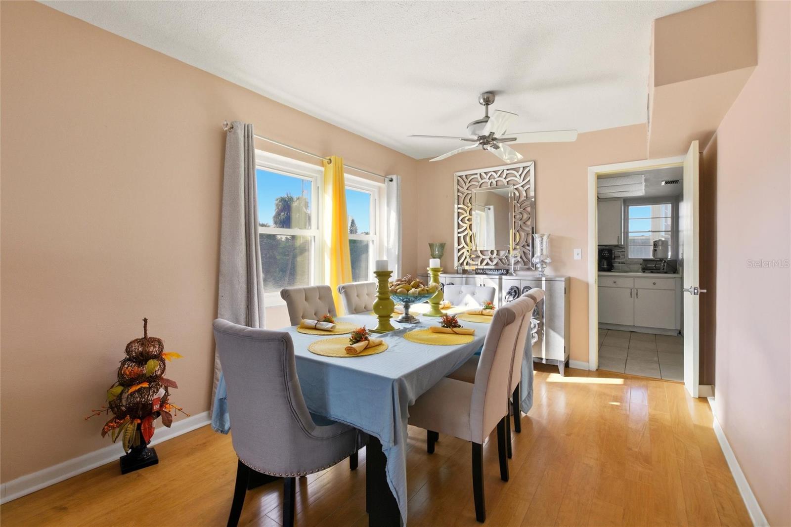 Image 6 of 25 For 7770 Dr Martin Luther King Jr Street N 201